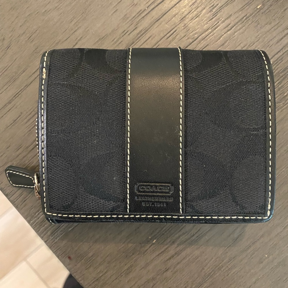 Coach signature wallet, good condition. No rips stains or pulls.